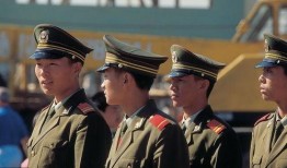 老兵服最新爆料图片大全,高清图片大赏，揭秘神秘战服风采